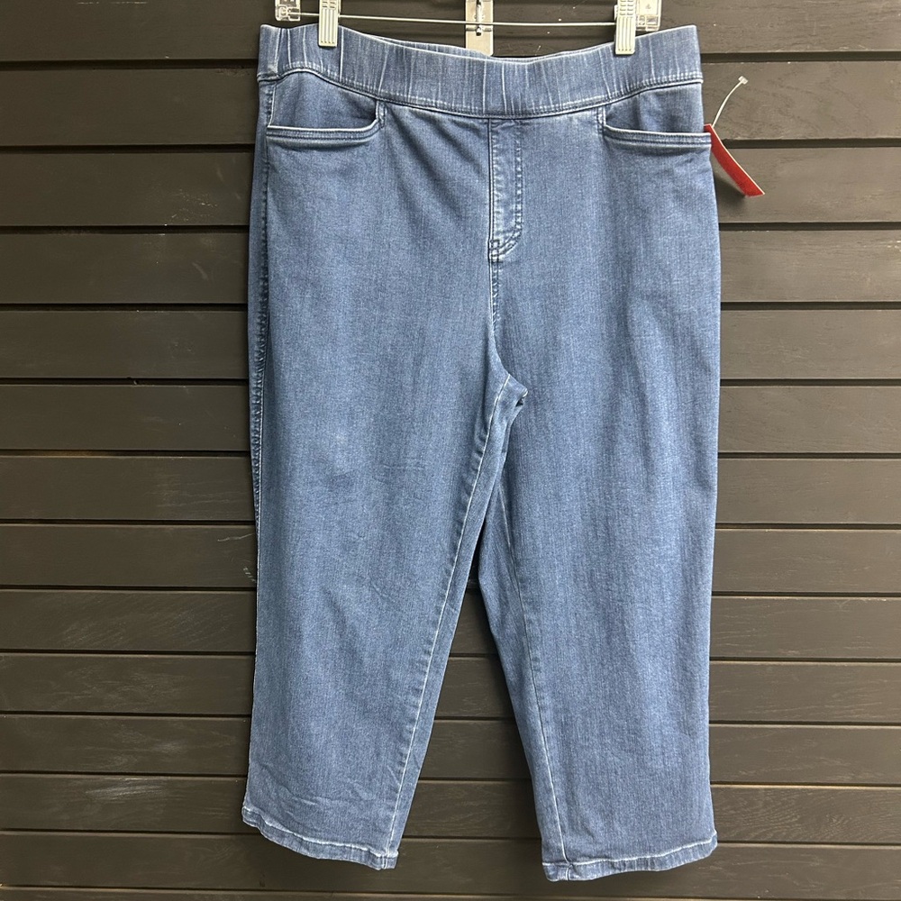Intro. Light Blue Ankle Jeans
